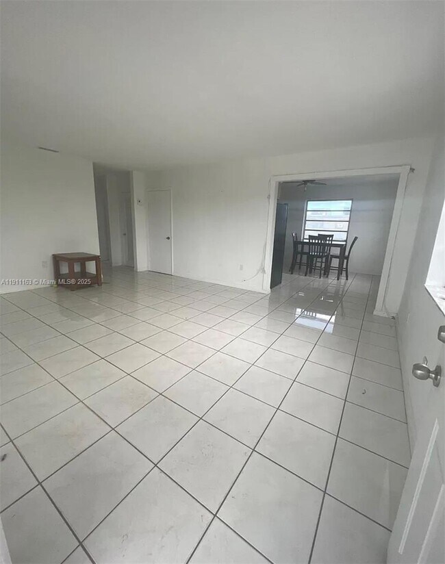 Photo - 4740 NW Flagler Terrace Unit 2