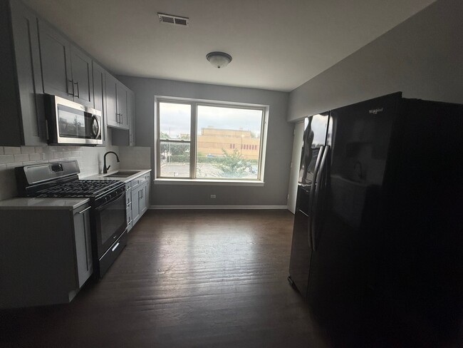 Photo - 1856 W 18th St Unit 1856-2F