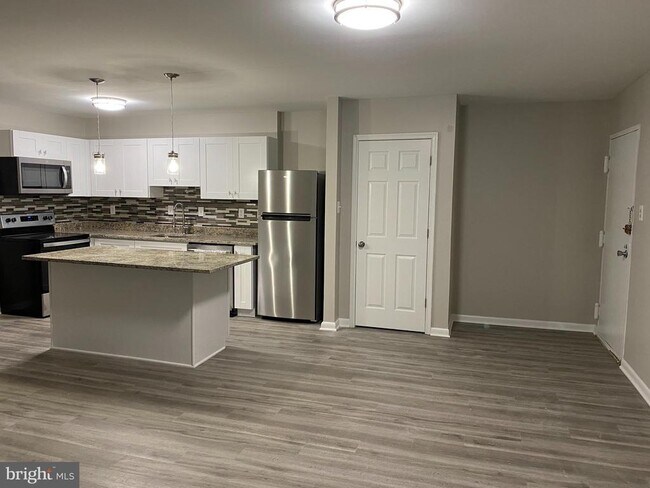 Photo - 6220 Edsall Rd Unidad 401