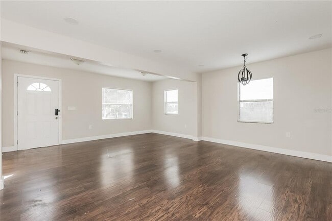 Photo - 4917 Emerson Ave S