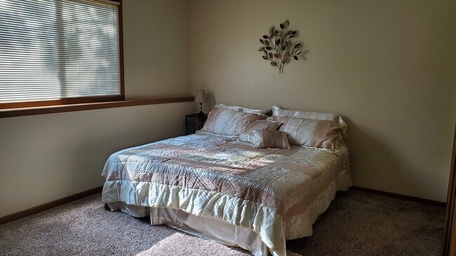 Photo - 1527 Grandview Ave Unit 3