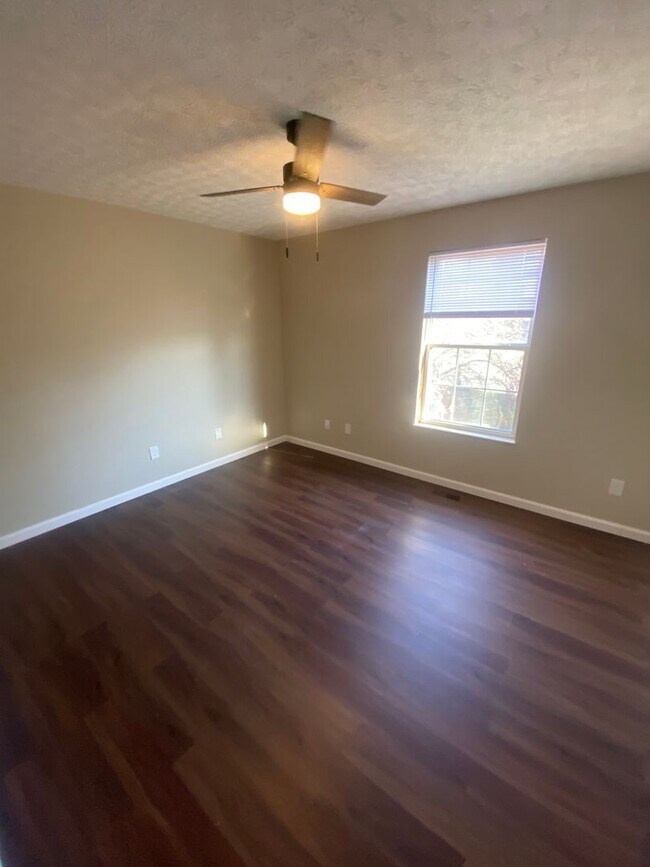 Photo - 2264 Sandman Dr