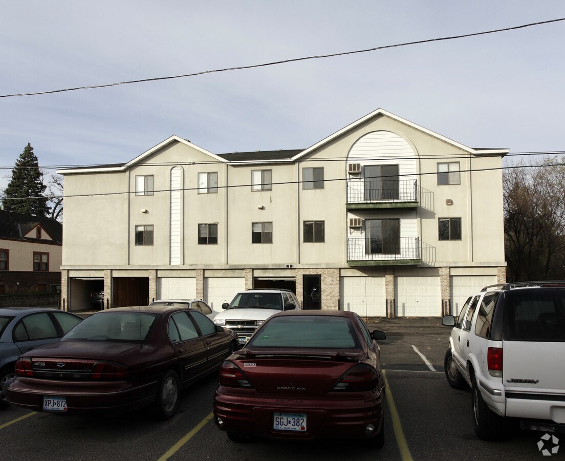 Photo - 378 3rd Ave S