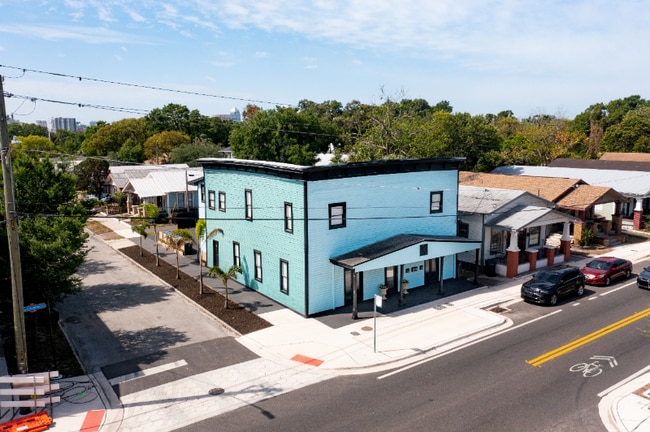 Photo - 1221 E Columbus Dr
