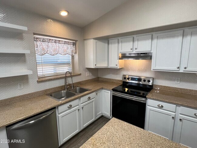 Photo - 29210 N 22nd Ln