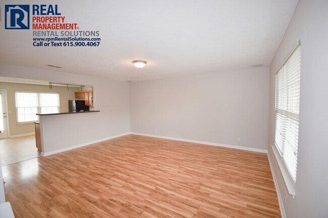 1029 Wolves Den Pl