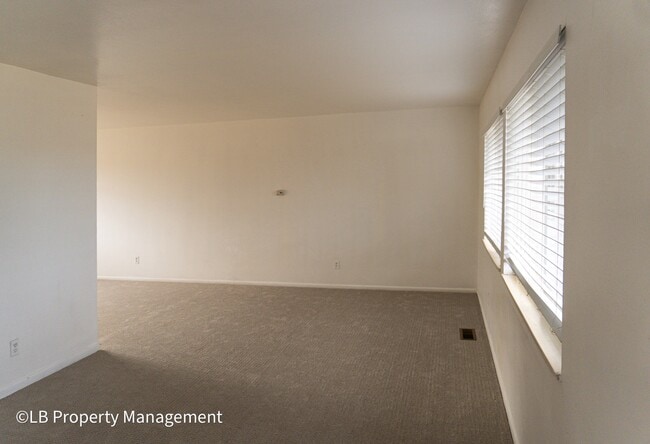 Photo - 8150 E Linvale Pl