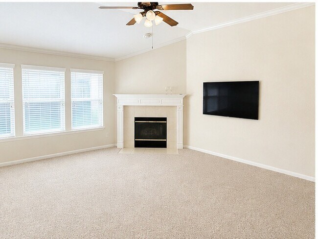 Photo - 26 Prairie Oak Dr
