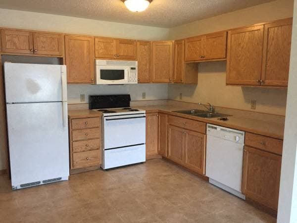 Clearwater Estates - Clearwater Estates Apartments