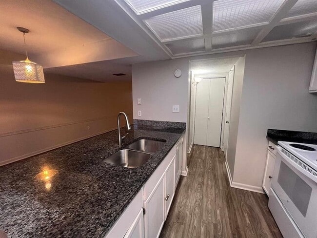 Photo - 214 Westwood Dr