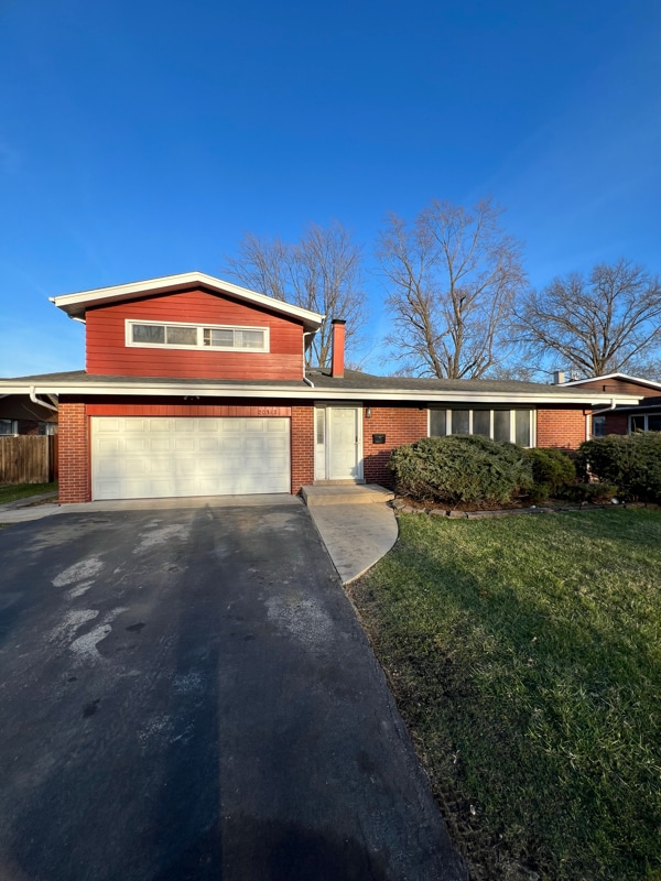 Photo - 20313 Kedzie Ave