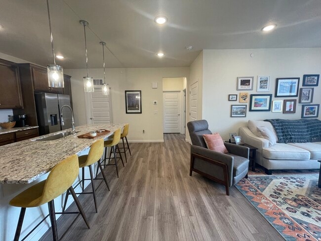 Building Photo - 3825 Presidio Point Unit 202