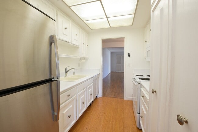 Photo - Sharp, Bright and Tranquil 2 Bedroom 2 Bath Condo in the Villages Community!