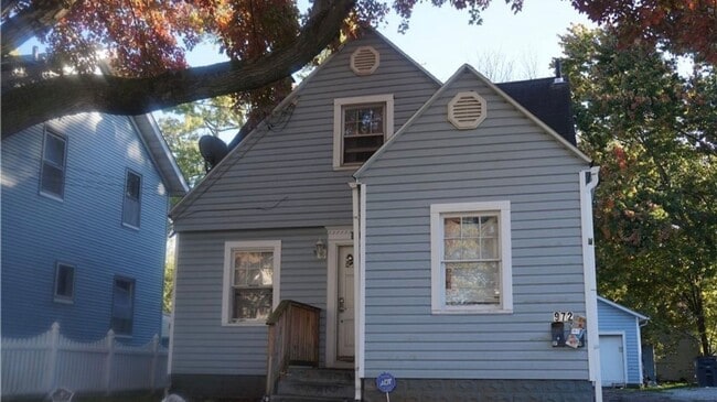 Building Photo - Hunt972 Unit A