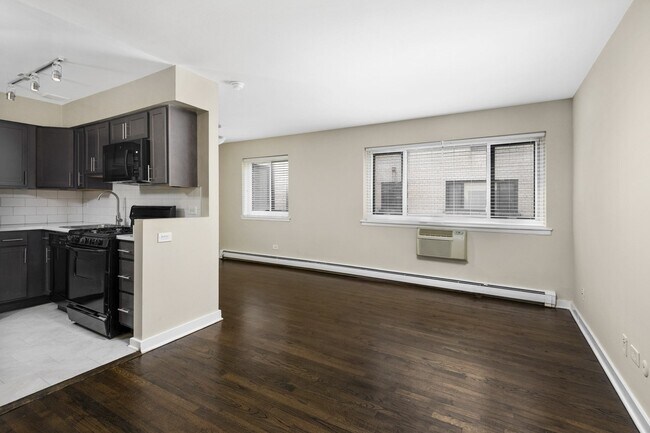 Photo - Reside on Roscoe