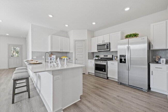 212 Florenz Ln