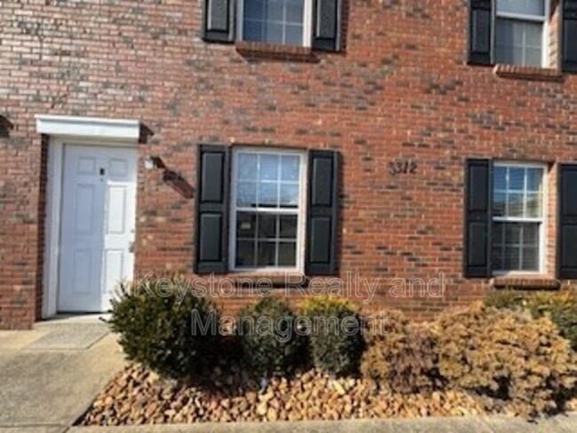 Building Photo - 3318 Royster Ln