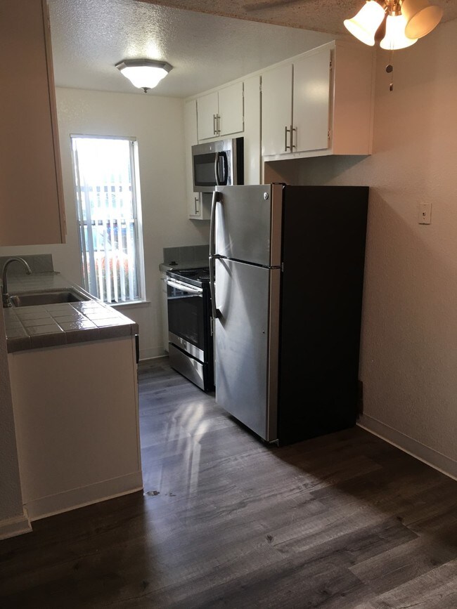 Photo - Carlton Woods Apartments