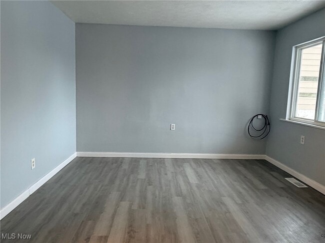 Photo - 2045 20th St SW