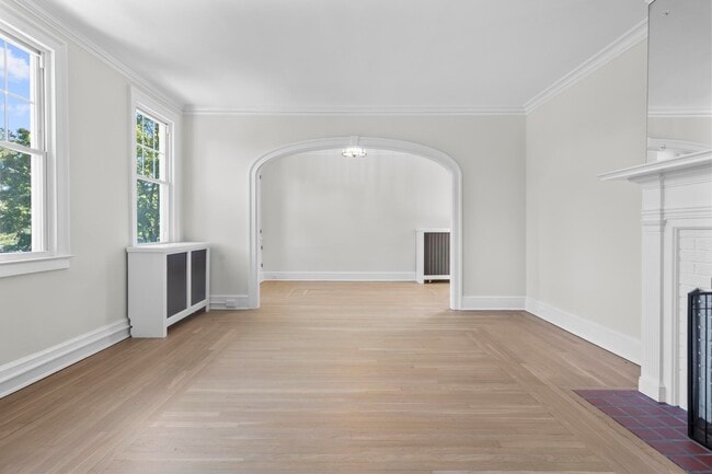 Photo - 1070 Whitney Ave Unit 2