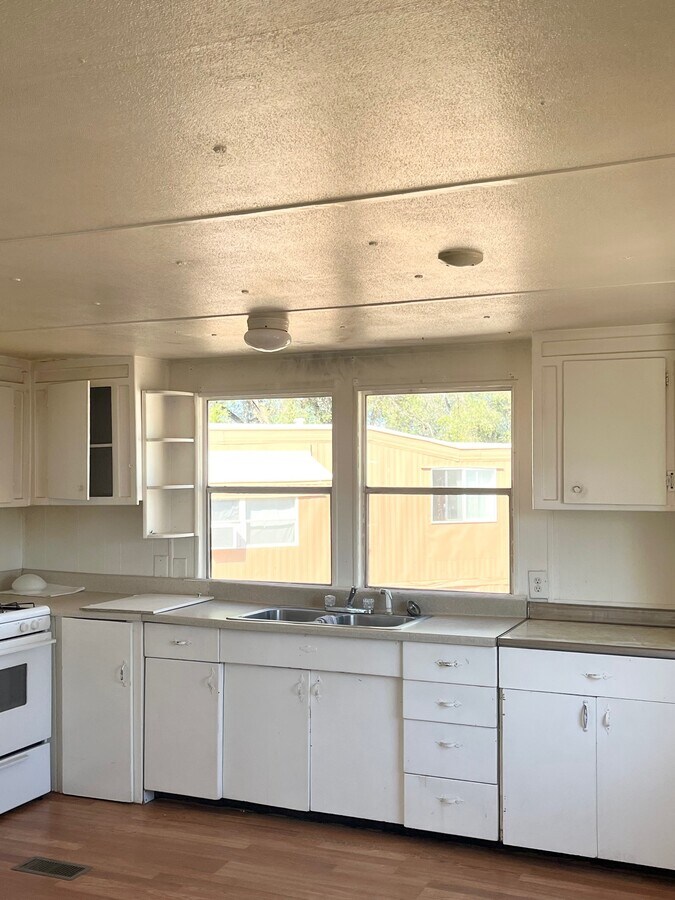 Photo - 115 Briggs St