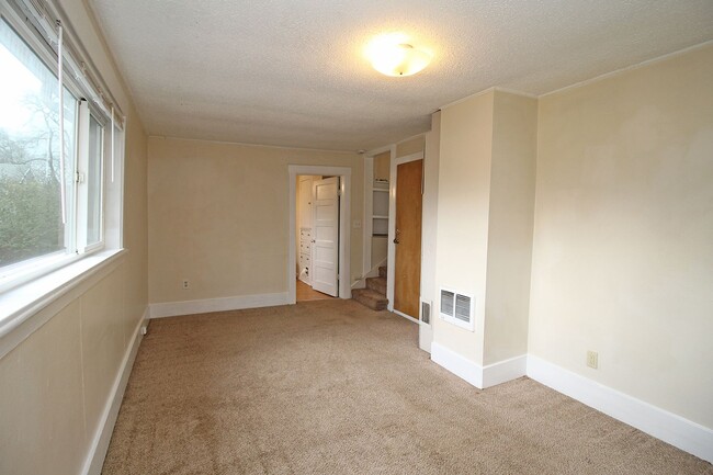 Photo - 7630 SE Woodstock Blvd Unit 07