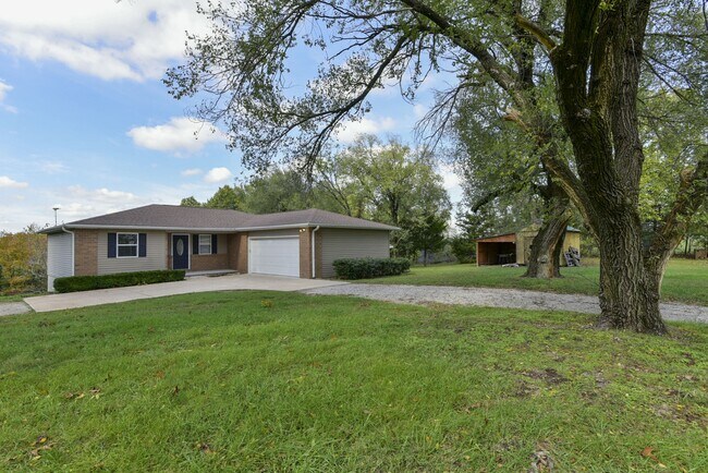 Photo - 1791 Fruit Farm Rd