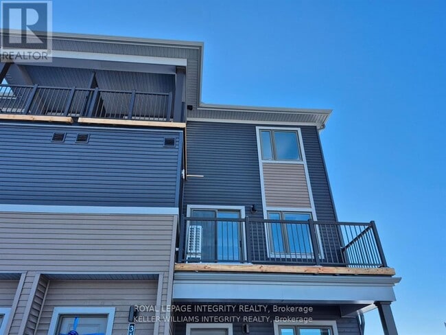 Photo - 316 Parnian Private