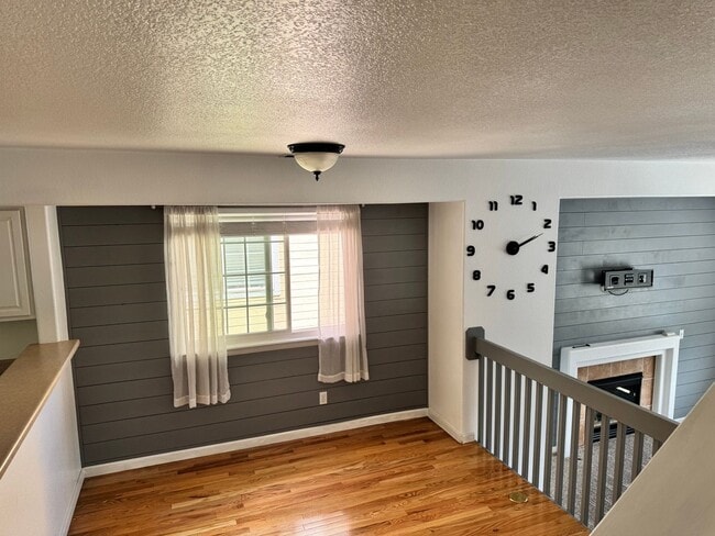 Photo - 8199 Welby Rd