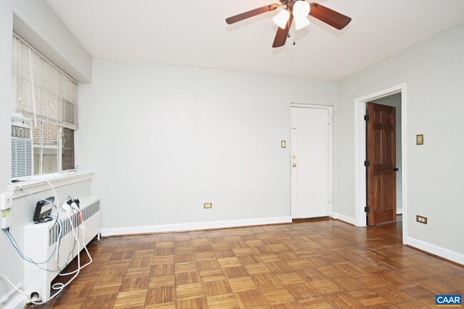 Photo - 32 University Cir Unit 1