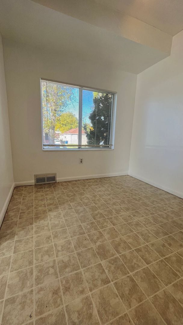 Photo - 2804 Van Buren Ave Unidad 2806 Van Buren Ave