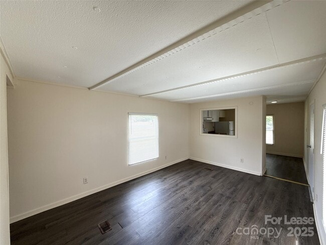 Photo - 300 Huffstetler Rd