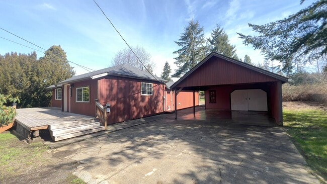 Photo - 92553 Svensen Market Rd