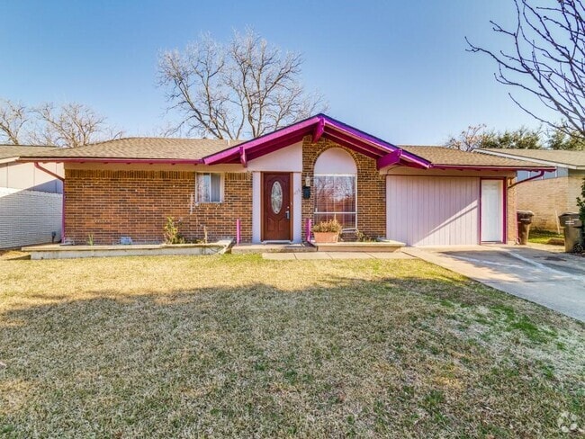 Building Photo - 1406 Ridgecrest Dr Rental