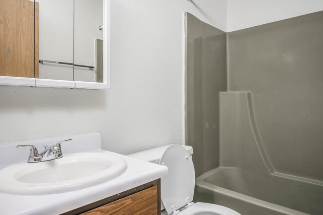 Brookshires Townhomes