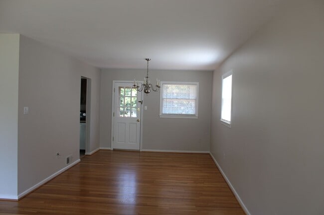 Photo - 1113 Anesbury Ct