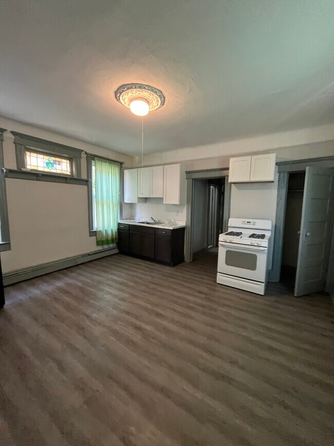 Photo - 147 Bostwick Ave Apartamentos Unidad 1