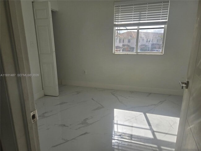 Photo - 17337 NW 7th Ave