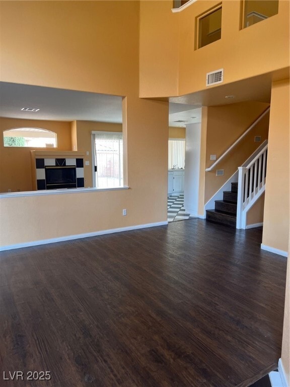 Photo - 212 Silver Castle St