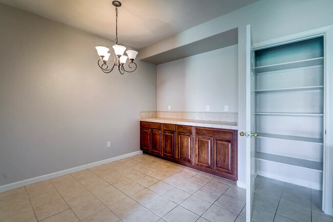 Photo - 6530 Hearthstone Cir