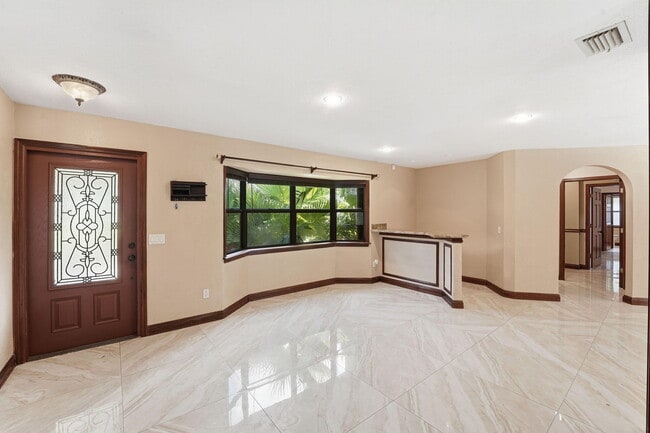 Photo - 12356 61st St N