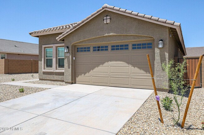 Photo - 16554 W Questa Dr