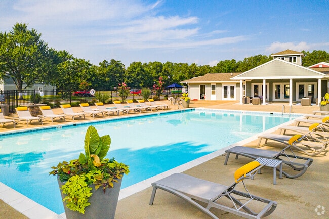 Building Photo - Summit at Bon Air Rental