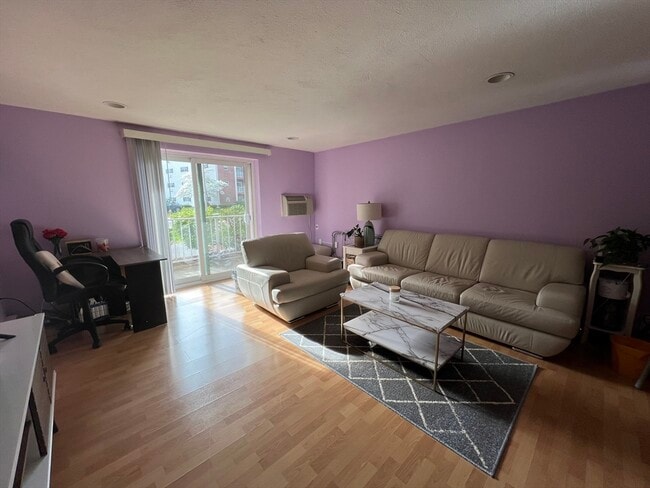 Photo - 25 Greentree Ln Unidad 13