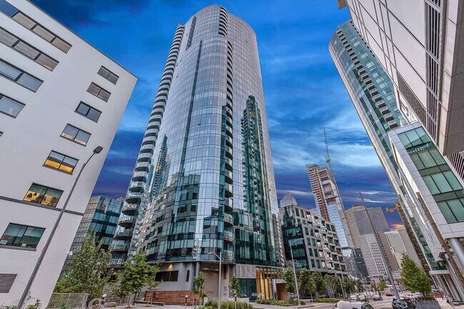 Rincon Hill: Bright & Spacious Condo w/ A/... - Rincon Hill: Bright & Spacious Condo w/ A/... Unit 338 Main St. #20F