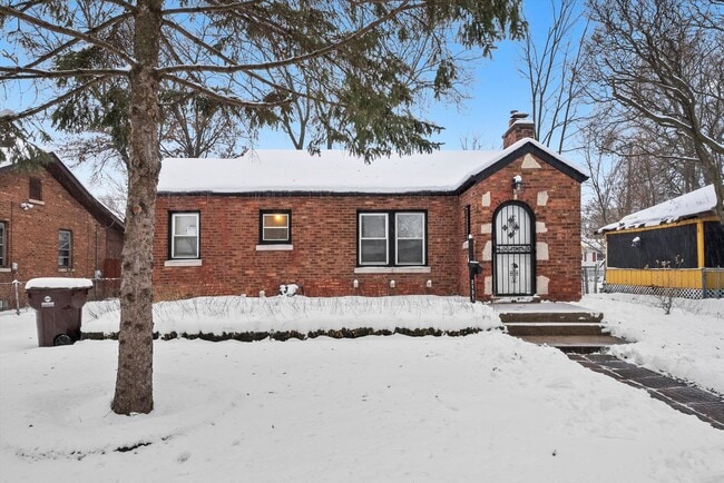 Building Photo - 2131 170th St