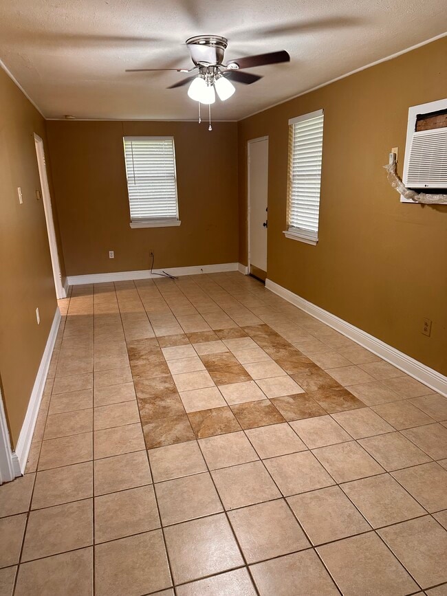 Photo - 1356 N 23rd St