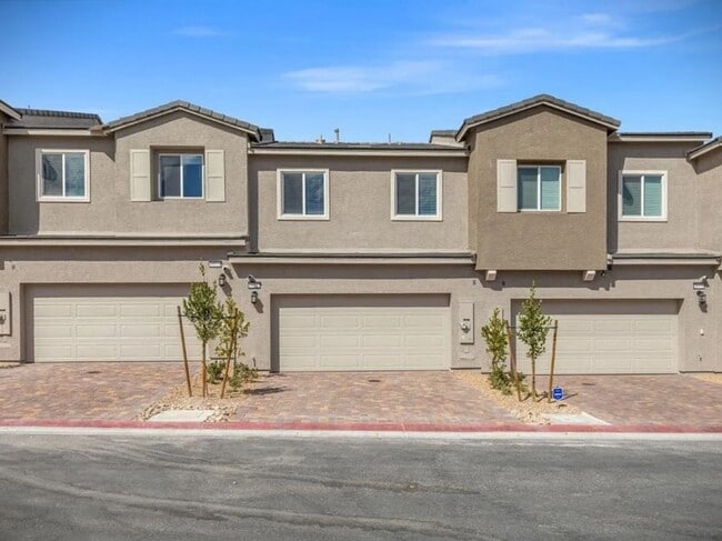 Building Photo - 10772 Paget Ct