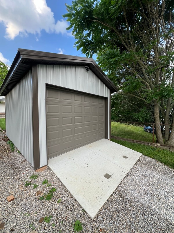 Photo - 322 E Chestnut St