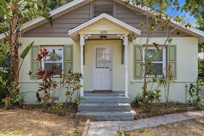 Photo - 409 Lebeau St